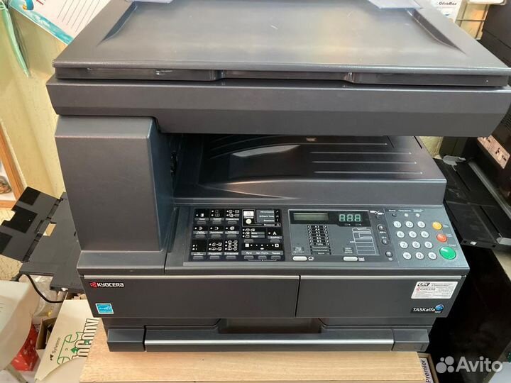 Копировальный аппарат Kyocera Taskalfa 180