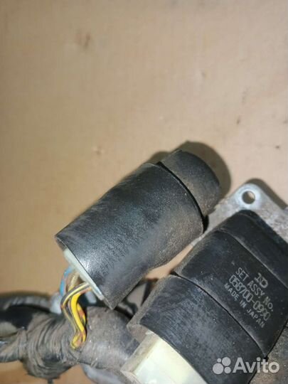 Блок реле Toyota Hiace 1996г