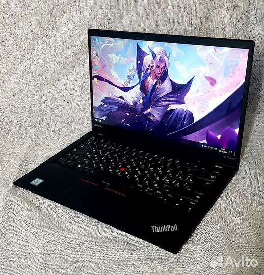 Классный carbon X1 gen5 на i5-6300u ips