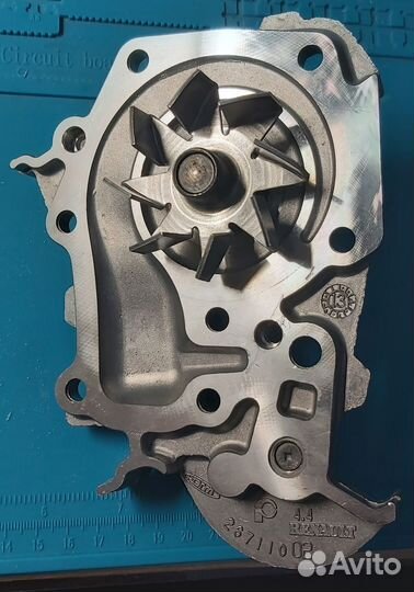 Помпа на renault logan 1