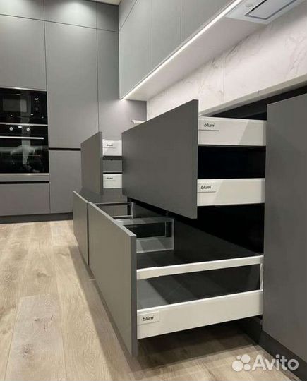 Кухни на заказ любого формата