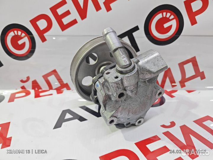 Насос гидроусилителя Audi Q5 8R cdnc 06.07.2009