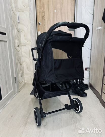 Прогулочная коляска+ матрасик