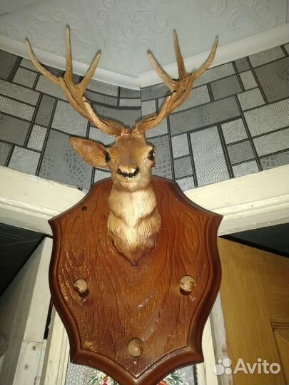 Вешалка Чучело головы оленя