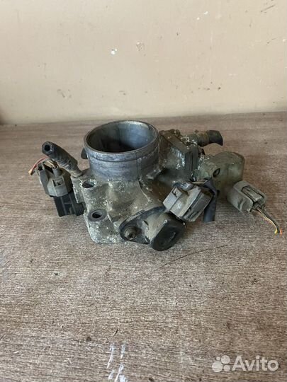 Дроссельная заслонка Honda Civic D15B