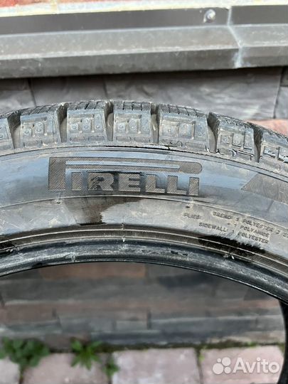 Pirelli Ice Zero FR 235/45 R18 98H