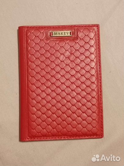 Кожаная обложка на паспорт