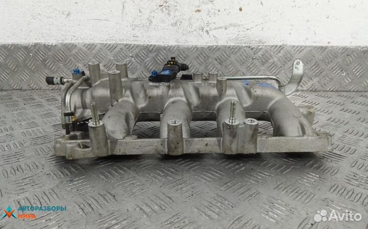 Коллектор впускной Opel Zafira 2 (B) 2006