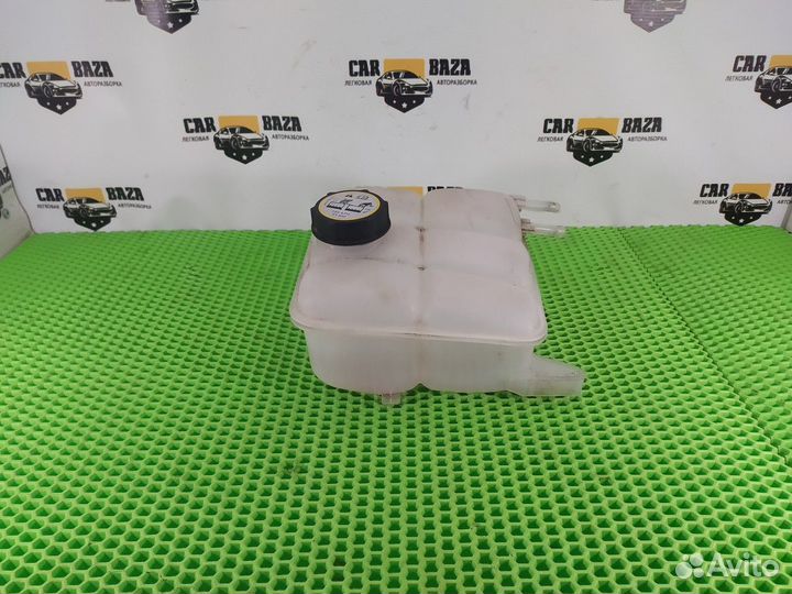 Бачок расширительный