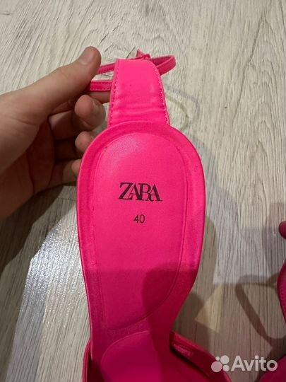 Туфли Zara 40 розовые