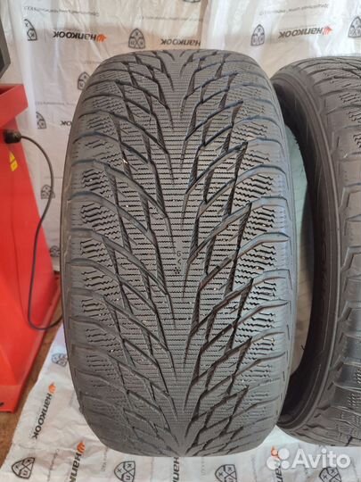 Nokian Tyres Hakkapeliitta R2 245/45 R19 102R