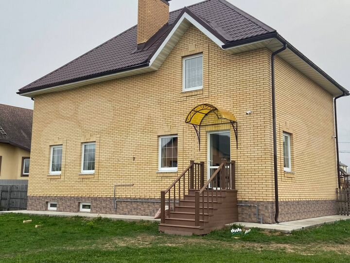 Дом 329 м² на участке 10 сот.