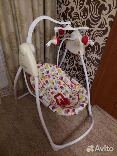 Детские электронные качели graco
