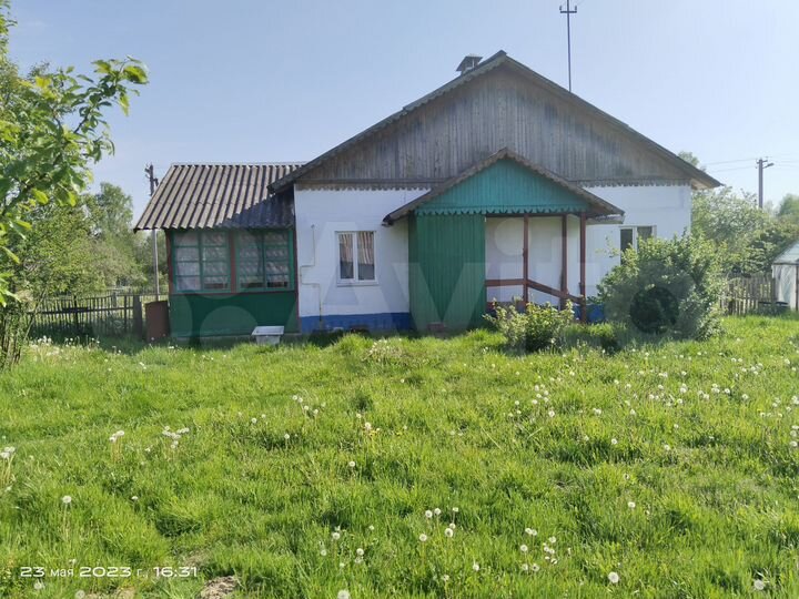 Коттедж 100 м² на участке 10 сот.