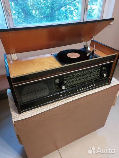 Радиола Урал-111