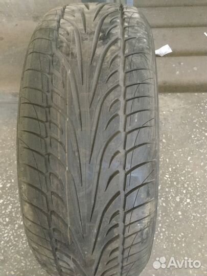 Dunlop SP Sport 9000 225/60 R16