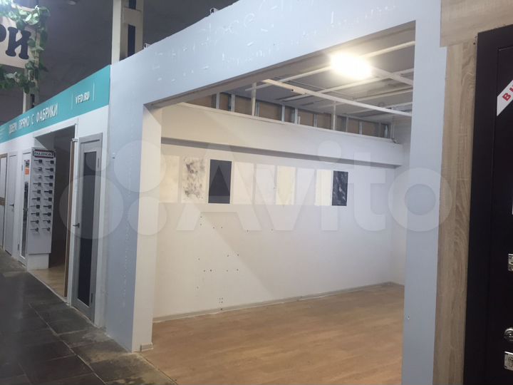 Торговая площадь, 17.15 м² на строительном рынке