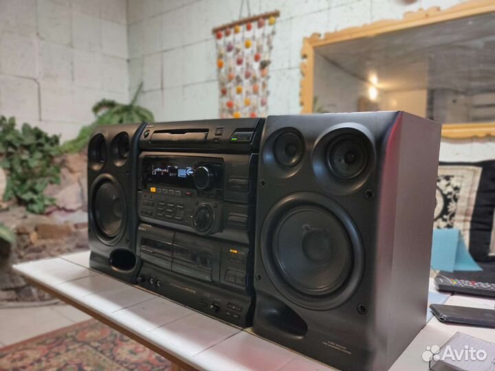 Музыкальный центр sony