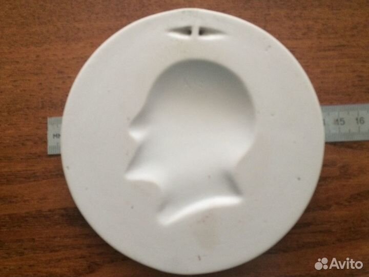 Барельеф Ленина. СССР