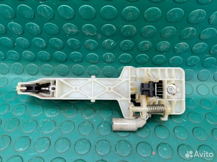 Ручка двери задней наружная правая Kia Optima III