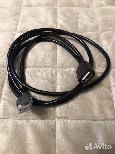 Провод USB - 4 PIN для шгу KIA / Hyundai