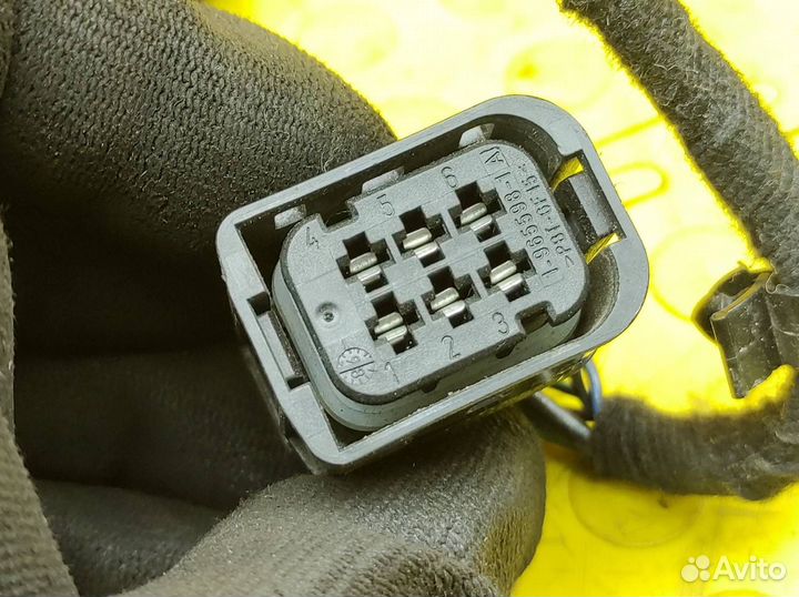 Проводка двери передняя левая Mercedes-Benz S210