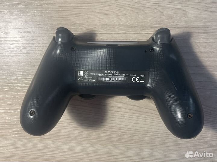 Геймпад ps4 оригинальный + провод для зарядки