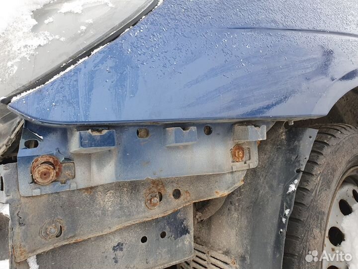 Крыло переднее левое Renault Megane Scenic 1 сцени