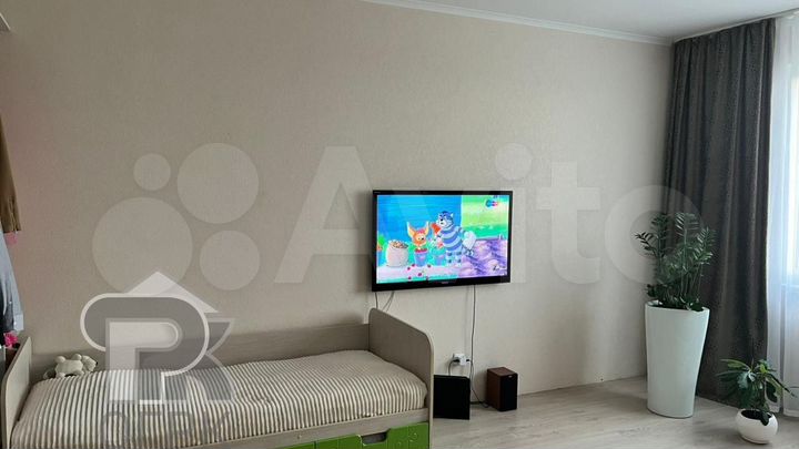 2-к. квартира, 54 м², 14/17 эт.