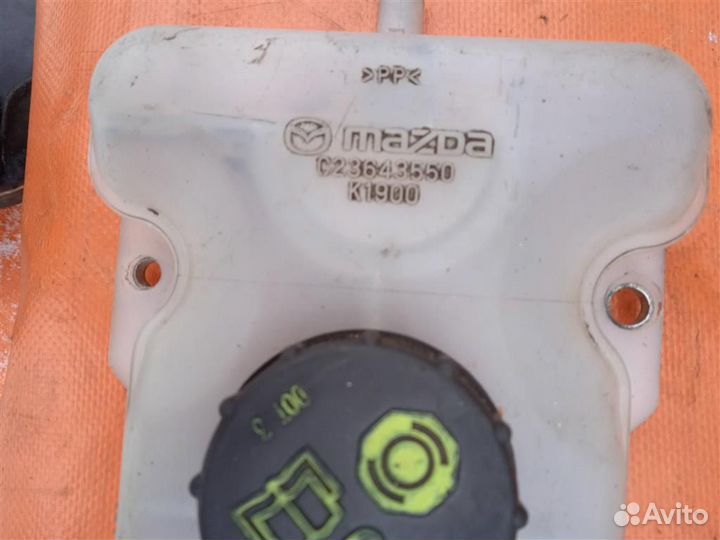 Бачок главного тормозного цилиндра Mazda 5 (CR)