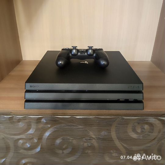 Sony playstation 4 PS4 pro 1tb