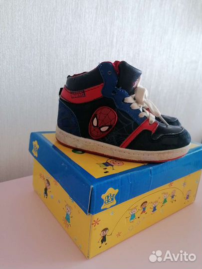 Ботинки на мальчика