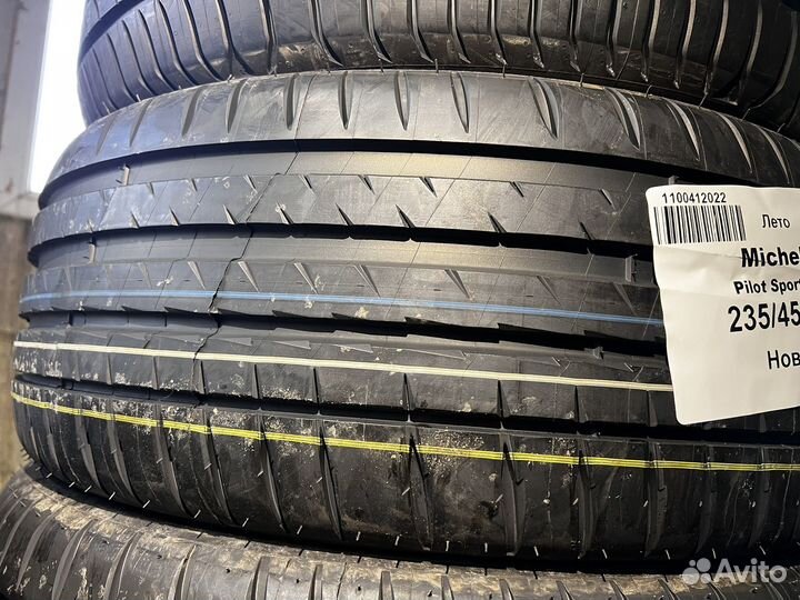 Michelin Pilot Sport 4 235/45 R18