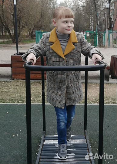 Новое демисезонное пальто Reserved 146