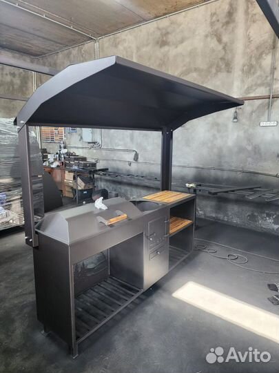 Мангал с печью под казан и крышей с завода