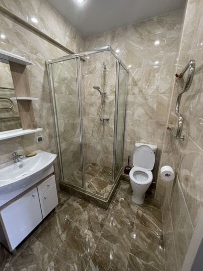 1-к. квартира, 45 м², 13/16 эт.