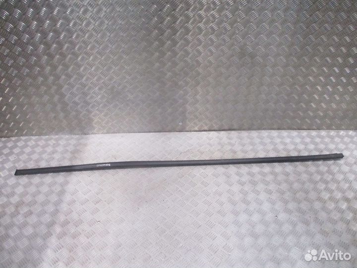 Молдинг крыши левый MAN 81629100287