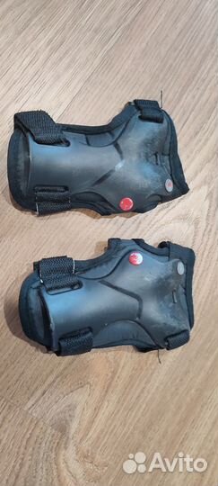 Защита детская-наколенники,налокотники,запястье