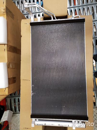 Радиатор кондиционера hyundai 976063R001