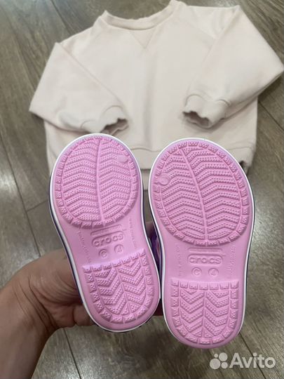 Свитер zara на девочку 80+ crocs c4