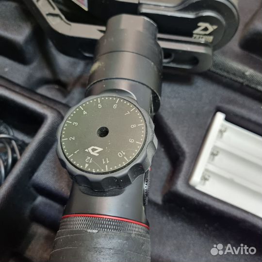 Цифровой стабилизатор zhiyun crane2