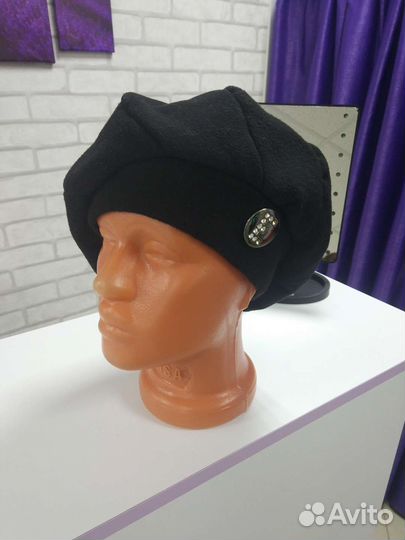 Берет женский