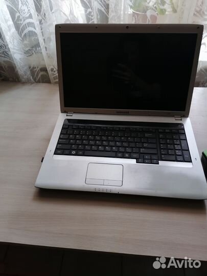 Samsung 730
