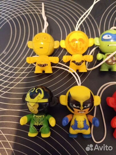 Часть3 коллекция киндеры герои Марвел головастики