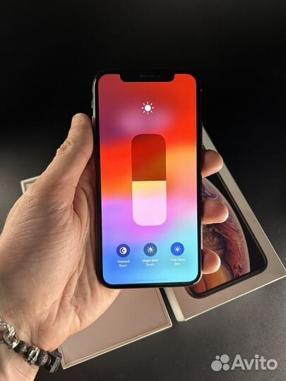 iPhone Xs, 64 ГБ
