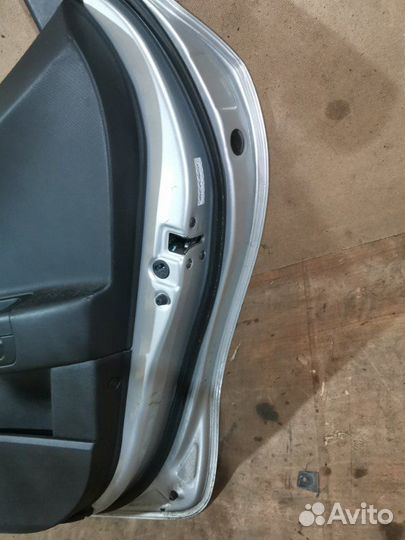 Дверь боковая задняя правая Kia Ceed хетчбэк 1.4