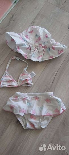 Купальник и панама