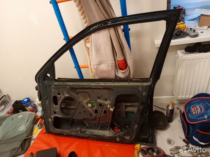 Дверь передняя правая ford Mondeo ii