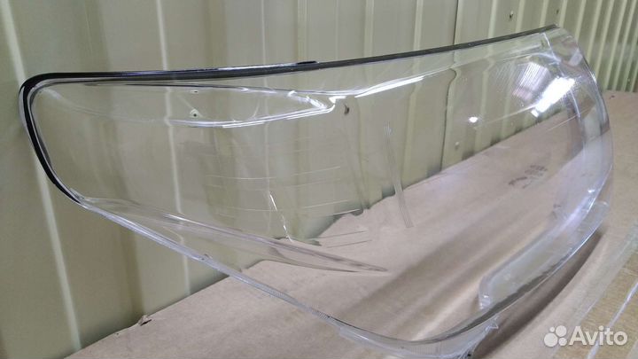 Стекло фары TLC 200 дорестайл правое