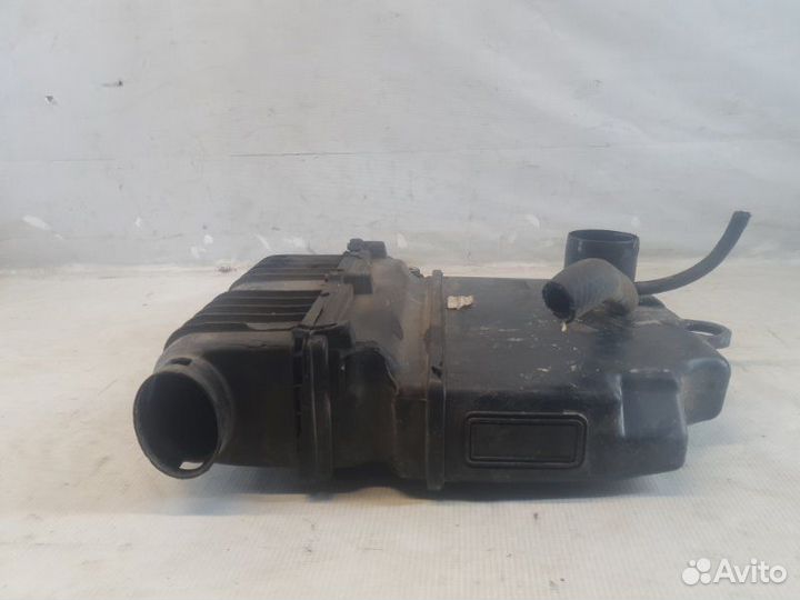 Корпус воздушного фильтра Fiat Albea 350A1000 2007